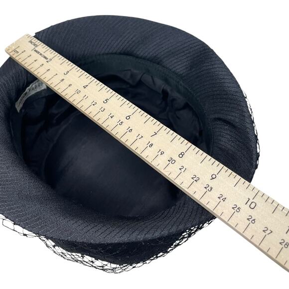 Vintage 1950s Black Pillbox Hat w Original Striped Hat Box Union Made 22” main image 9